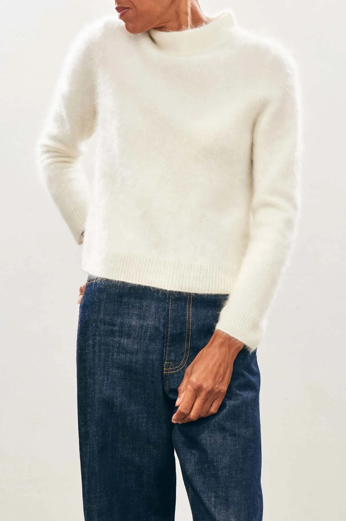 Brushed Turtle Knit Cloud Dancer