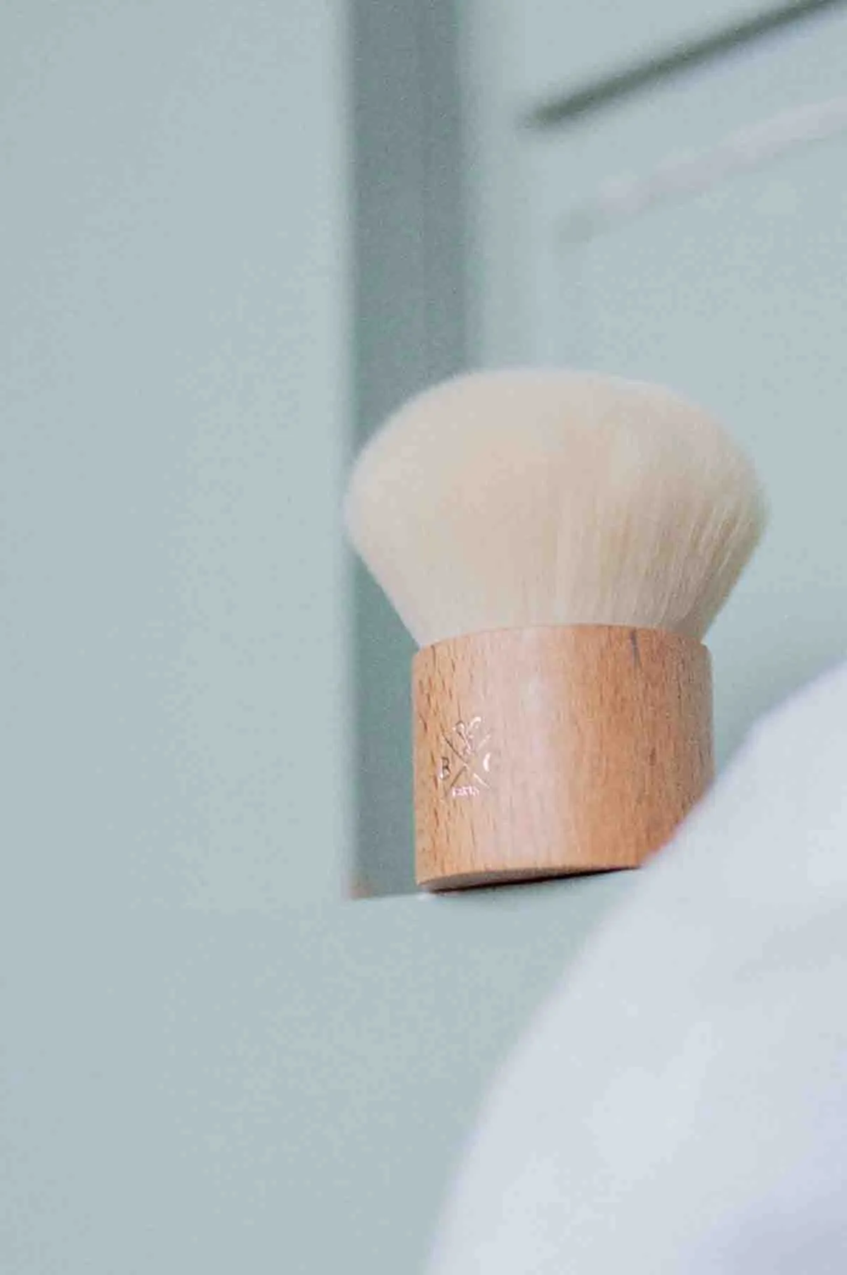 Kabuki Brush