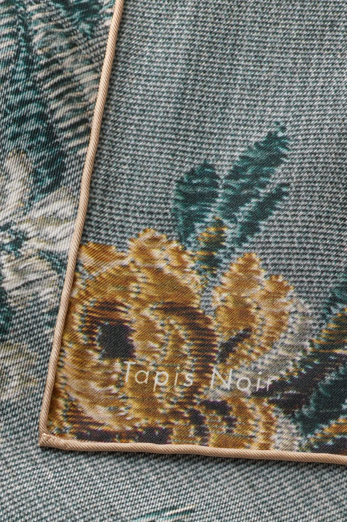 Small Classical Blue Flower Scarf
