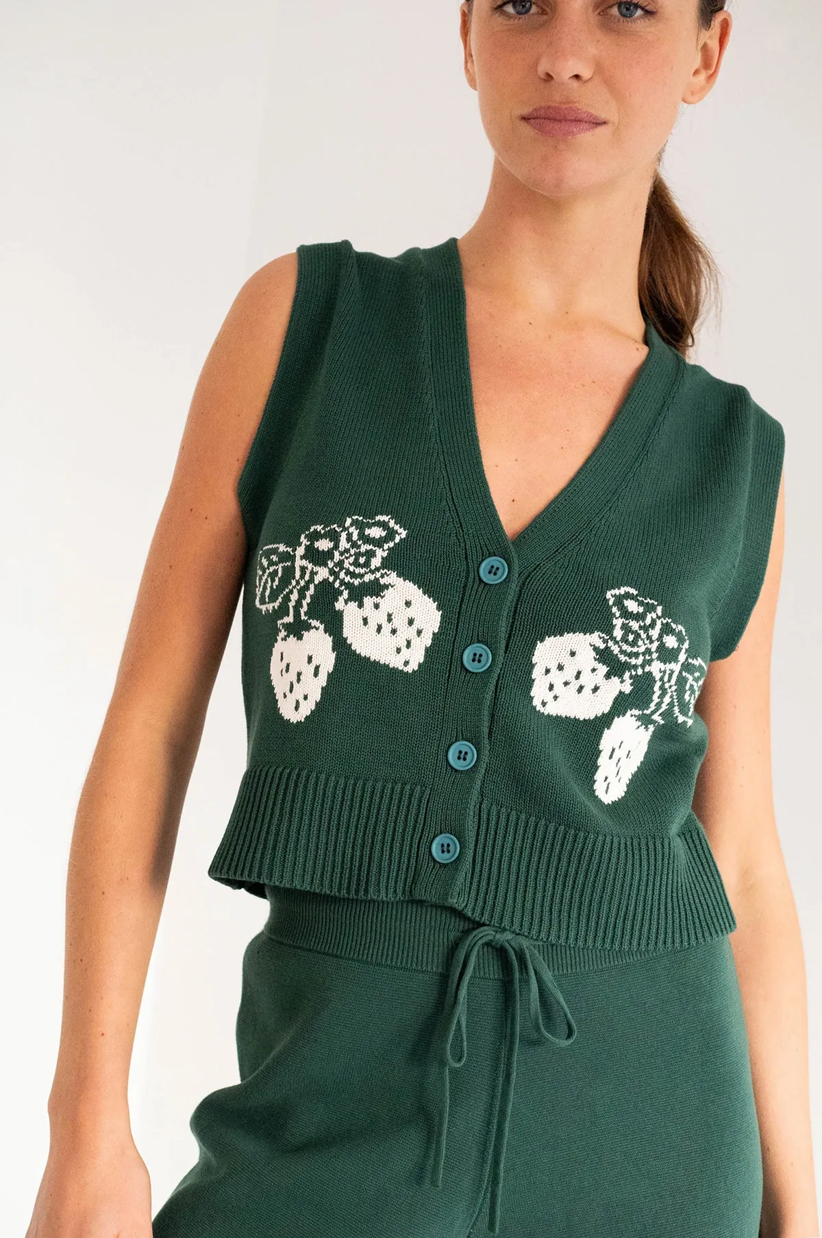 Strawberries Patric Vest Dark Emerald