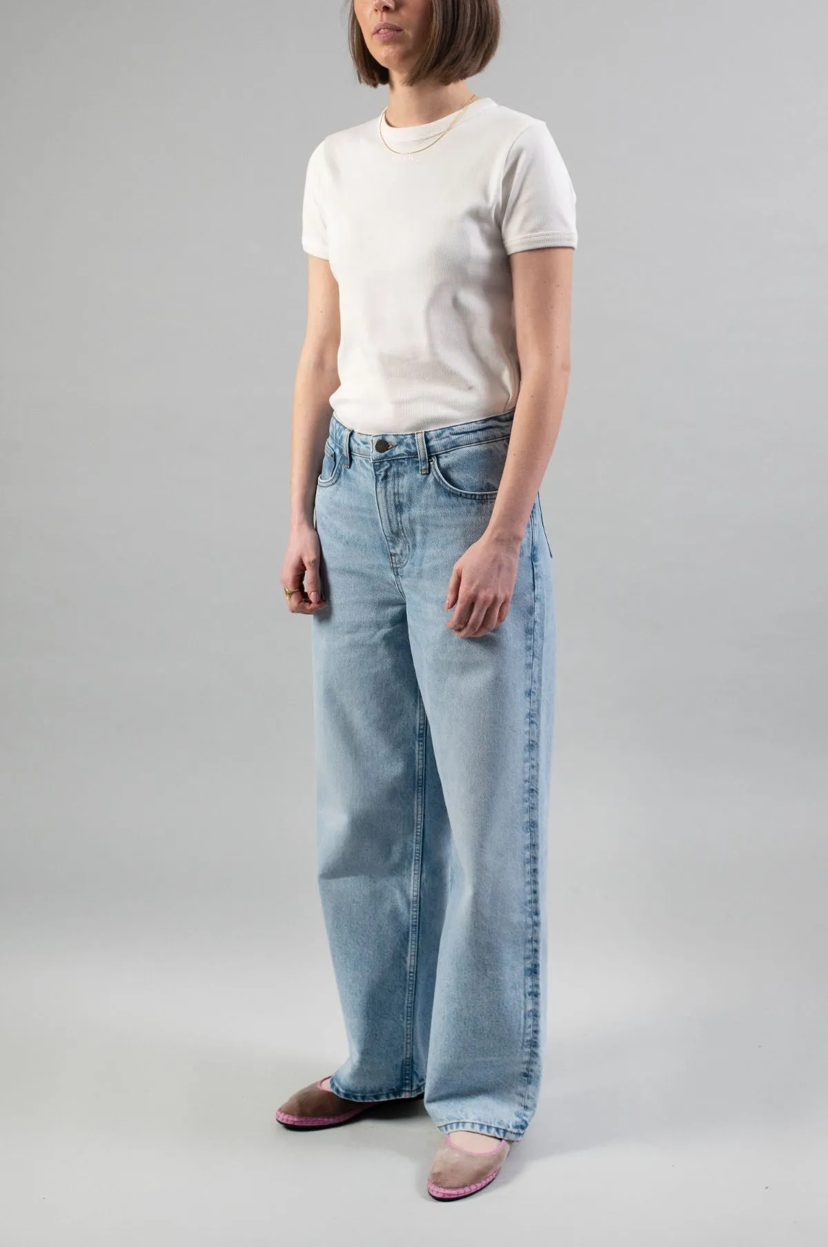 Willow Wide Jeans Worn Light Blue